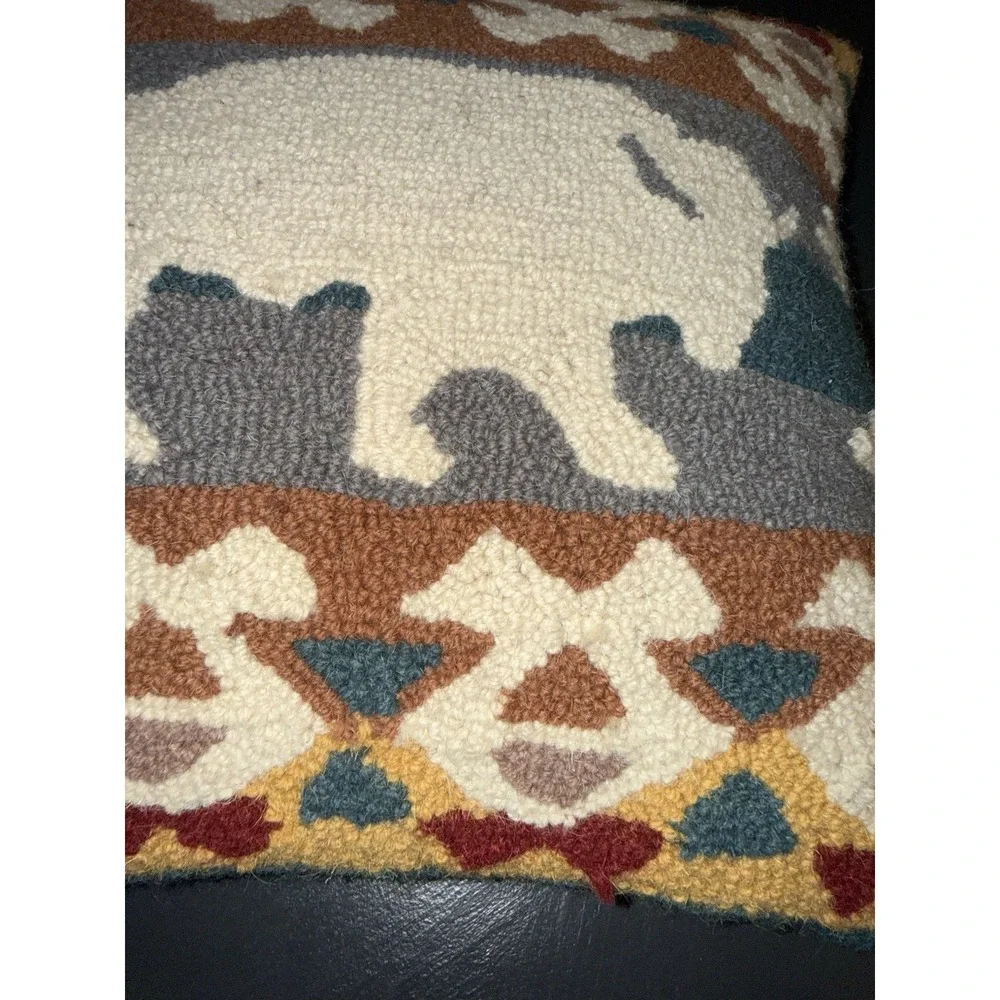 Peking Handcraft Roaming Buffalo 100% Wool Hook Throw Pillow 16x16 Western‎ Deco